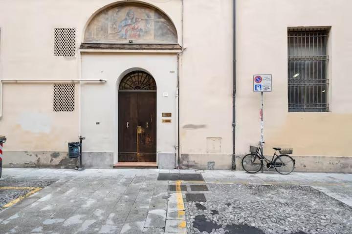 Ferienwohnung Pratello Elegante E Raffinata Mansarda Bologna Exterior foto